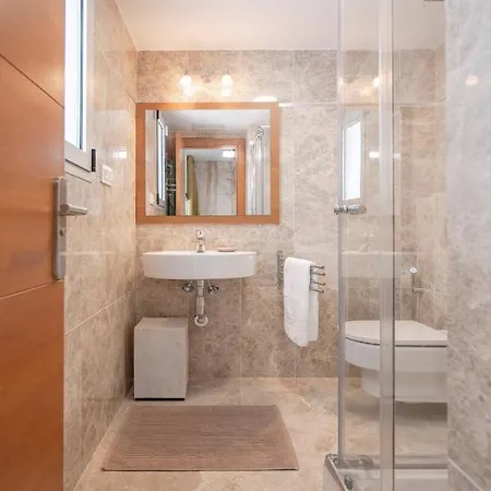 The Moss - Design In - By Luna Villa Corralejo